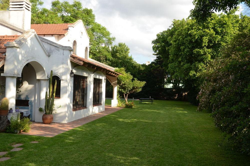 Susana Just Boutique Hotel Vicente López Esterno foto