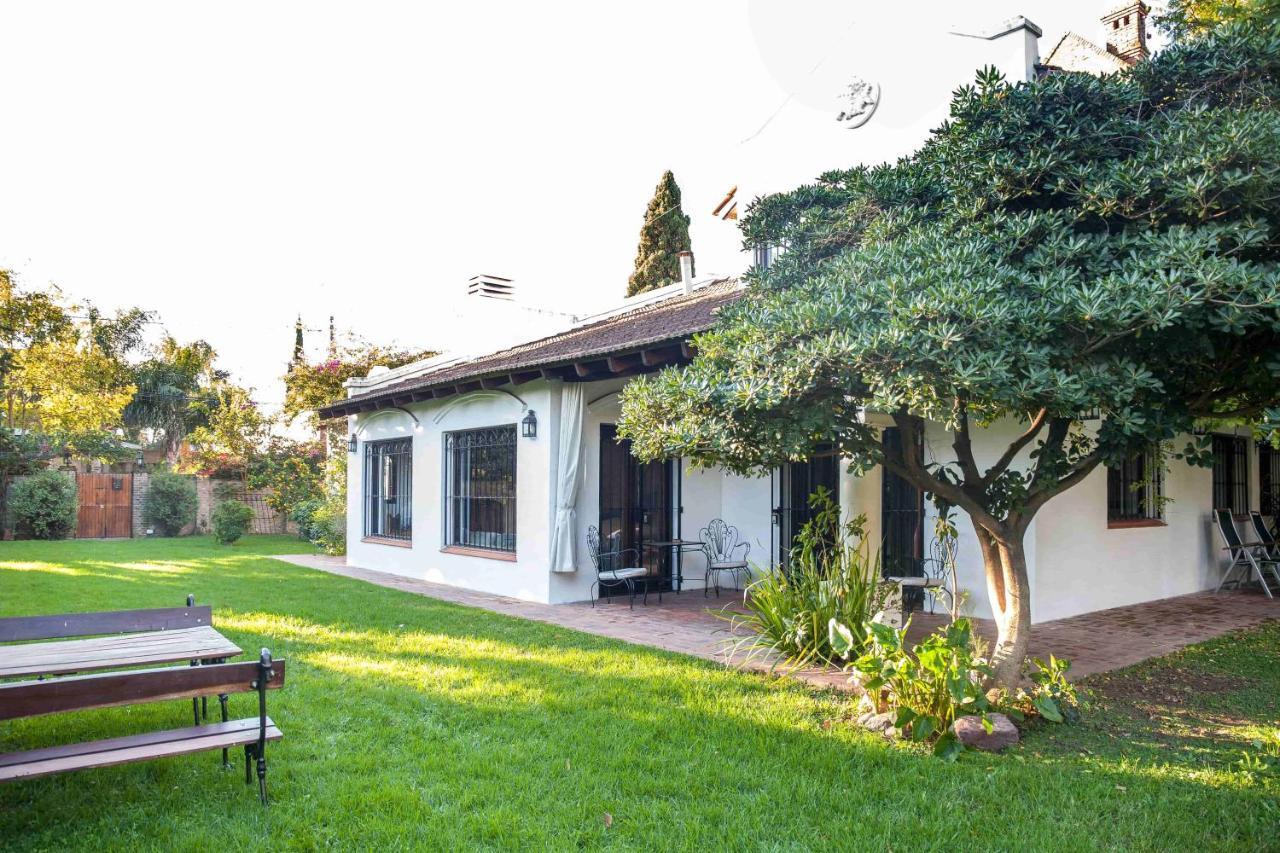Susana Just Boutique Hotel Vicente López Esterno foto
